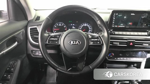 Kia Seltos 2021 Белый из Кореи, фото 4
