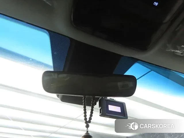 Hyundai Staria 2023 Белый из Кореи, фото 4