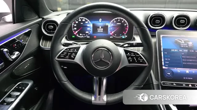 Mercedes-Benz C-Class W206 2023 Белый из Кореи, фото 4