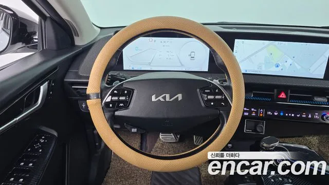 Kia EV6 2023 Белый из Кореи, фото 4