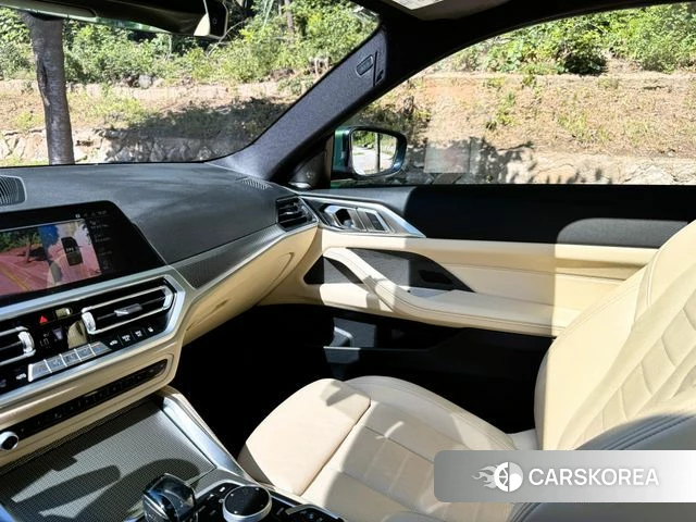 BMW 4 Series (G22) 2021 Темно-зеленый из Кореи, фото 4