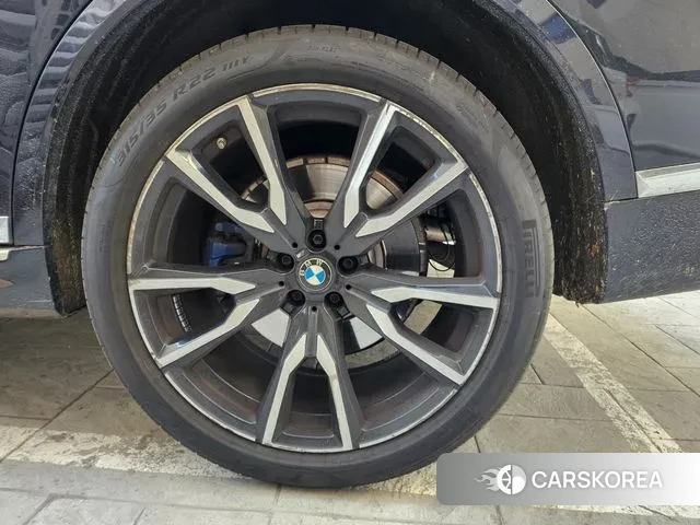 BMW X7 (G07) 2021 Черный из Кореи, фото 4