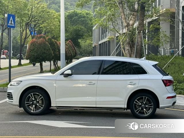 Audi Q5L 2021 Белый из Китая, фото 4
