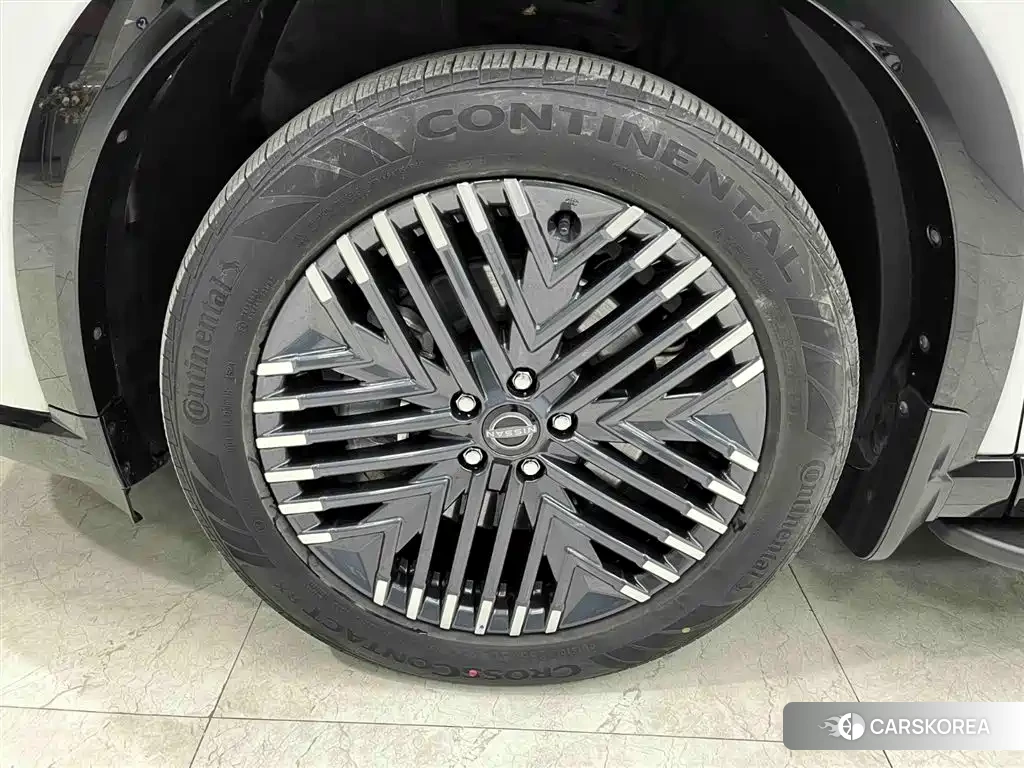 Nissan Exploring the land 2024 Белый из Китая, фото 4