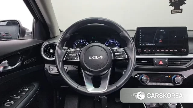 Kia The New K3 2nd generation 2022 Белый из Кореи, фото 4