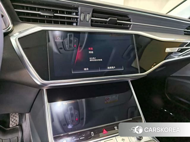 Audi A7 2025 Белый из Китая, фото 4