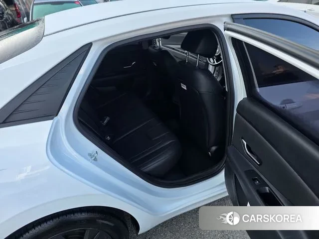 Hyundai Avante Hybrid (CN7) 2021 Белый из Кореи, фото 4