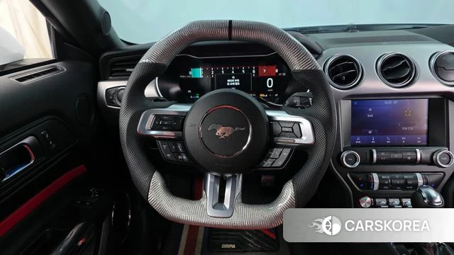 Ford Mustang 2023 Белый из Кореи, фото 4