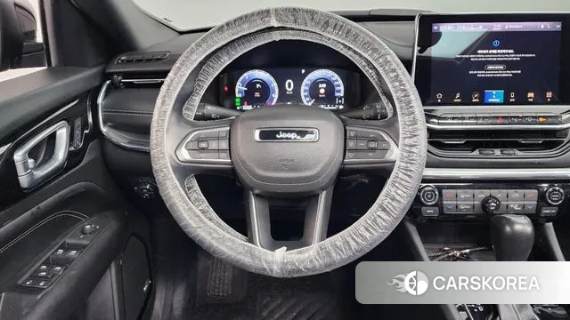 Jeep Compass 2nd Generation 2022 Черный из Кореи, фото 4