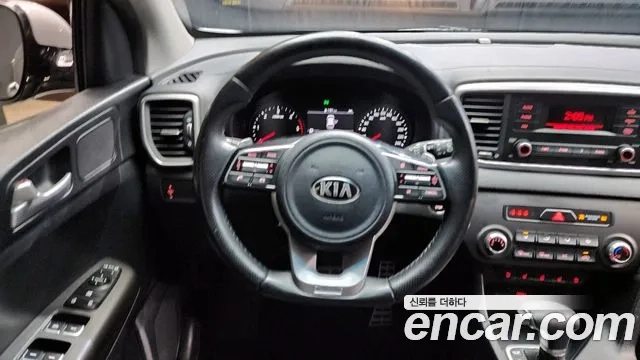 Kia Sportage The Bold 2021 Серебристо-серый из Кореи, фото 4