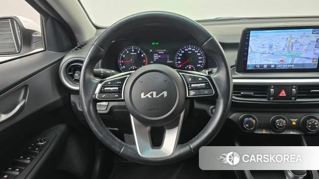 Kia The New K3 2nd generation 2022 Белый из Кореи, фото 4