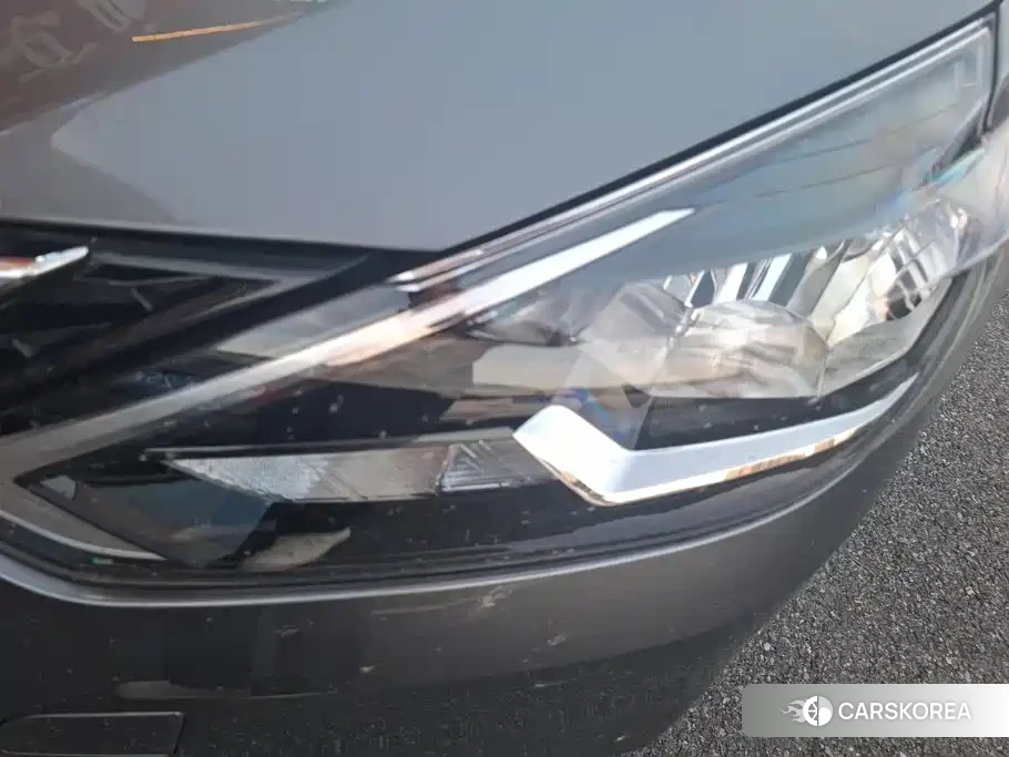 Nissan Sylphy 2026 Silver/gray из Китая, фото 4