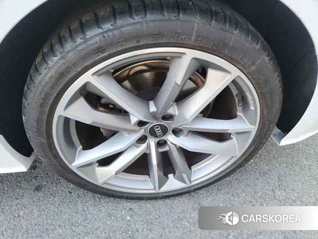 Audi A5 (F5) 2022 Белый из Кореи, фото 4