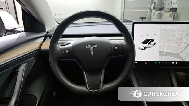 Tesla Model 3 2021 Белый из Кореи, фото 4