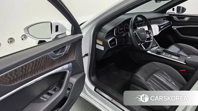 Audi A6 (C8) 2021 Белый из Кореи, фото 4