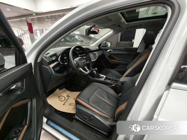 Audi Q3 2022 Белый из Китая, фото 4