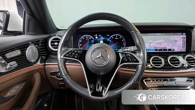 Mercedes-Benz E-Class W213 2021 Белый из Кореи, фото 4