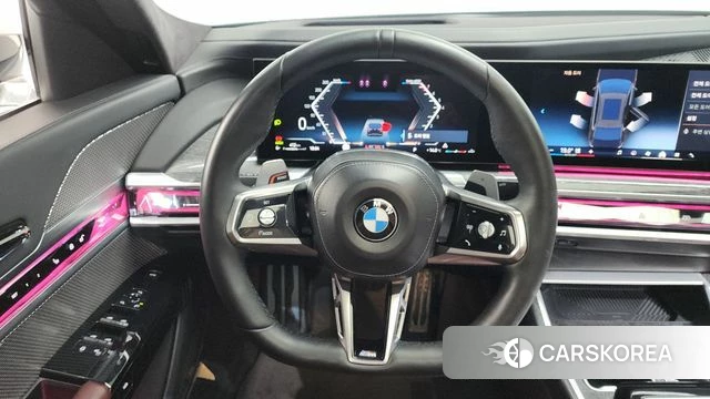 BMW 7 Series (G70) 2023 Черный из Кореи, фото 4