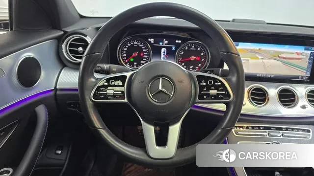 Mercedes-Benz E-Class W213 2020 Белый из Кореи, фото 4