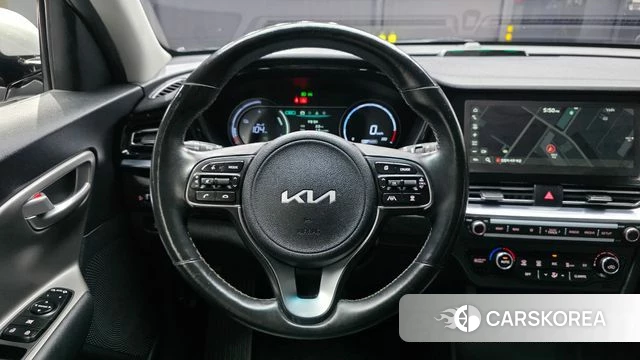 Kia Niro Plus 2022 Серебряный из Кореи, фото 4