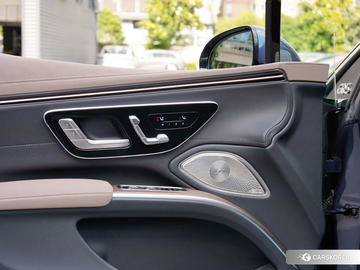 Mercedes-Benz EQS 2023 Синий из Китая, фото 4