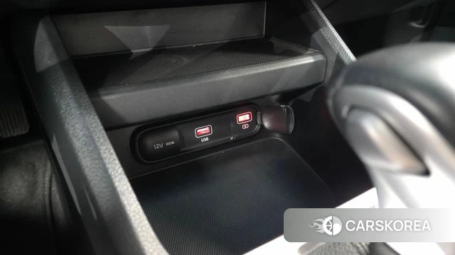 Kia The New K3 2nd generation 2022 Серый из Кореи, фото 4
