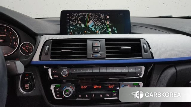 BMW 3 Series (F30) 2018 Белый из Кореи, фото 4