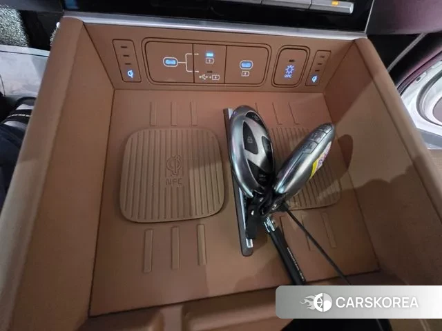 Hyundai Santa Fe (MX5) 2023 Белый из Кореи, фото 4