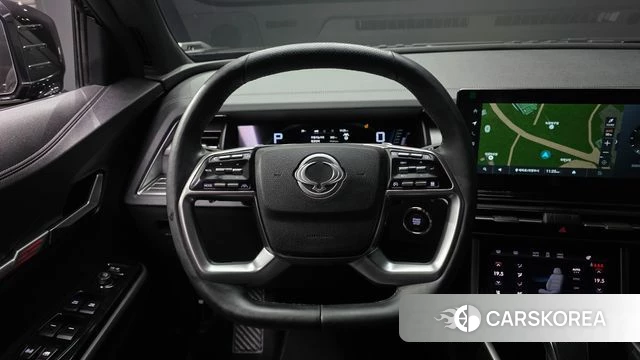 Ssangyong Torres 2023 Черный из Кореи, фото 4