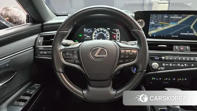 Lexus ES300h 7th generation 2021 Серый из Кореи, фото 4