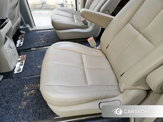 Kia The New Carnival 2020 Жемчужный цвет из Кореи, фото 4