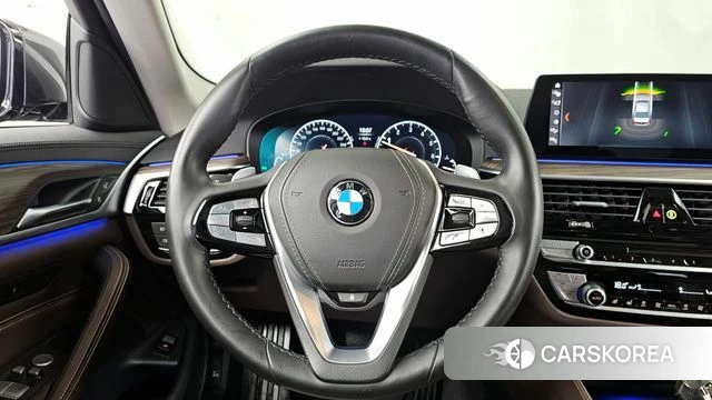 BMW 5 Series (G30) 2019 Серый из Кореи, фото 4