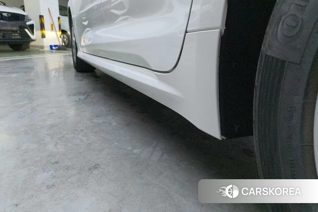 Toyota Corolla 2023 Белый из Китая, фото 4