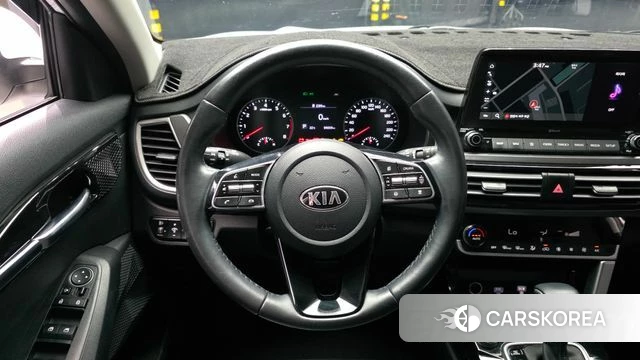 Kia Seltos 2021 Белый из Кореи, фото 4