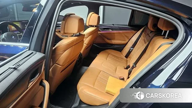 BMW 5 Series (G30) 2022 Черный из Кореи, фото 4