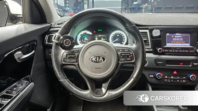 Kia Niro 2018 Белый из Кореи, фото 4