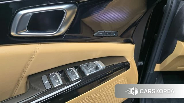 Kia Carnival 4th generation 2023 Белый из Кореи, фото 4