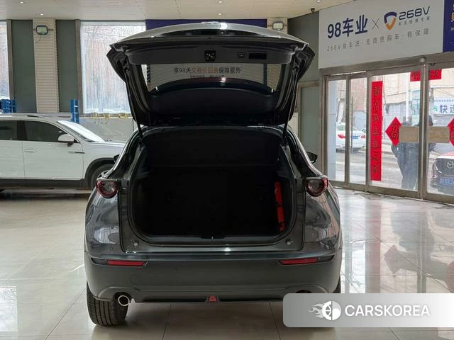 Mazda CX-30 2022 Темно-серый из Китая, фото 4