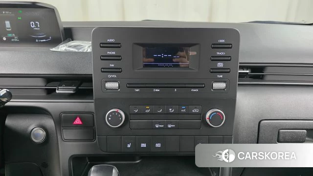 Hyundai Staria 2021 Белый из Кореи, фото 4