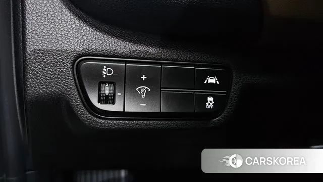 Kia Seltos 2022 Белый из Кореи, фото 4