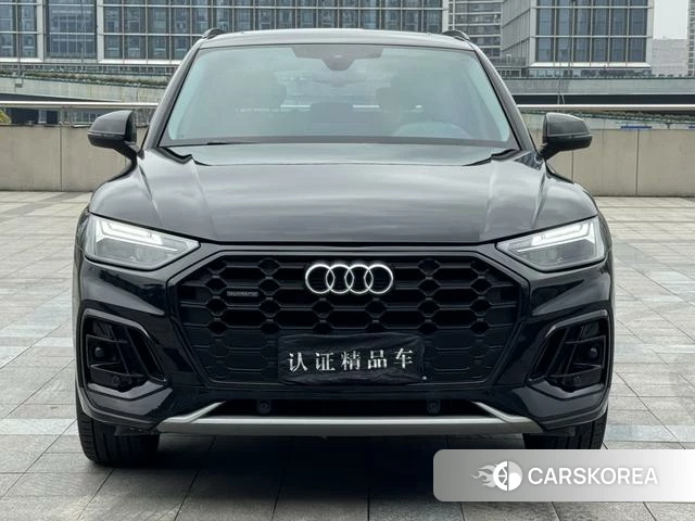 Audi Q5L 2022 Черный из Китая, фото 4