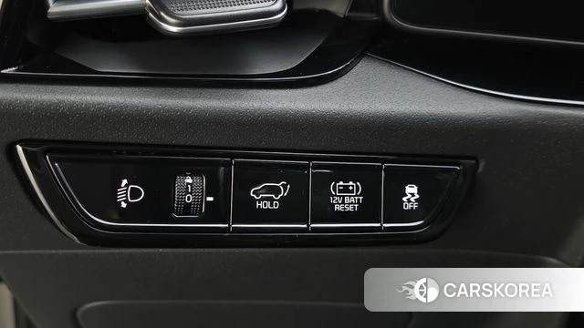 Kia Di Ol Nu Niro 2025 Белый из Кореи, фото 4