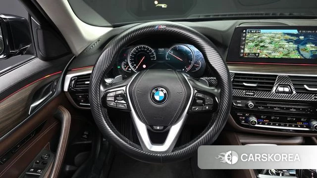 BMW 5 Series (G30) 2018 Черный из Кореи, фото 4