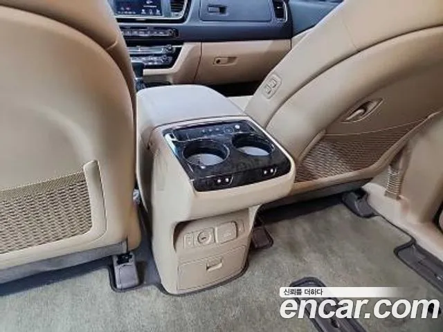 Kia The New Carnival id 2706267 из Кореи 4