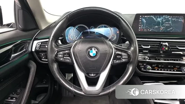BMW 5 Series (G30) 2018 Белый из Кореи, фото 4