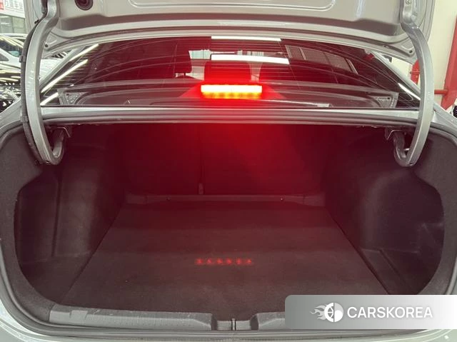 Volkswagen Lavida 2022 Серебристо-серый из Китая, фото 4