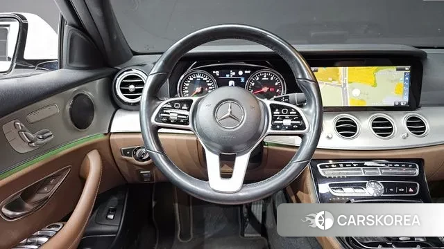 Mercedes-Benz E-Class W213 2018 Белый из Кореи, фото 4