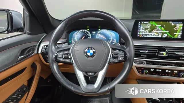 BMW 5 Series (G30) 2018 Серый из Кореи, фото 4