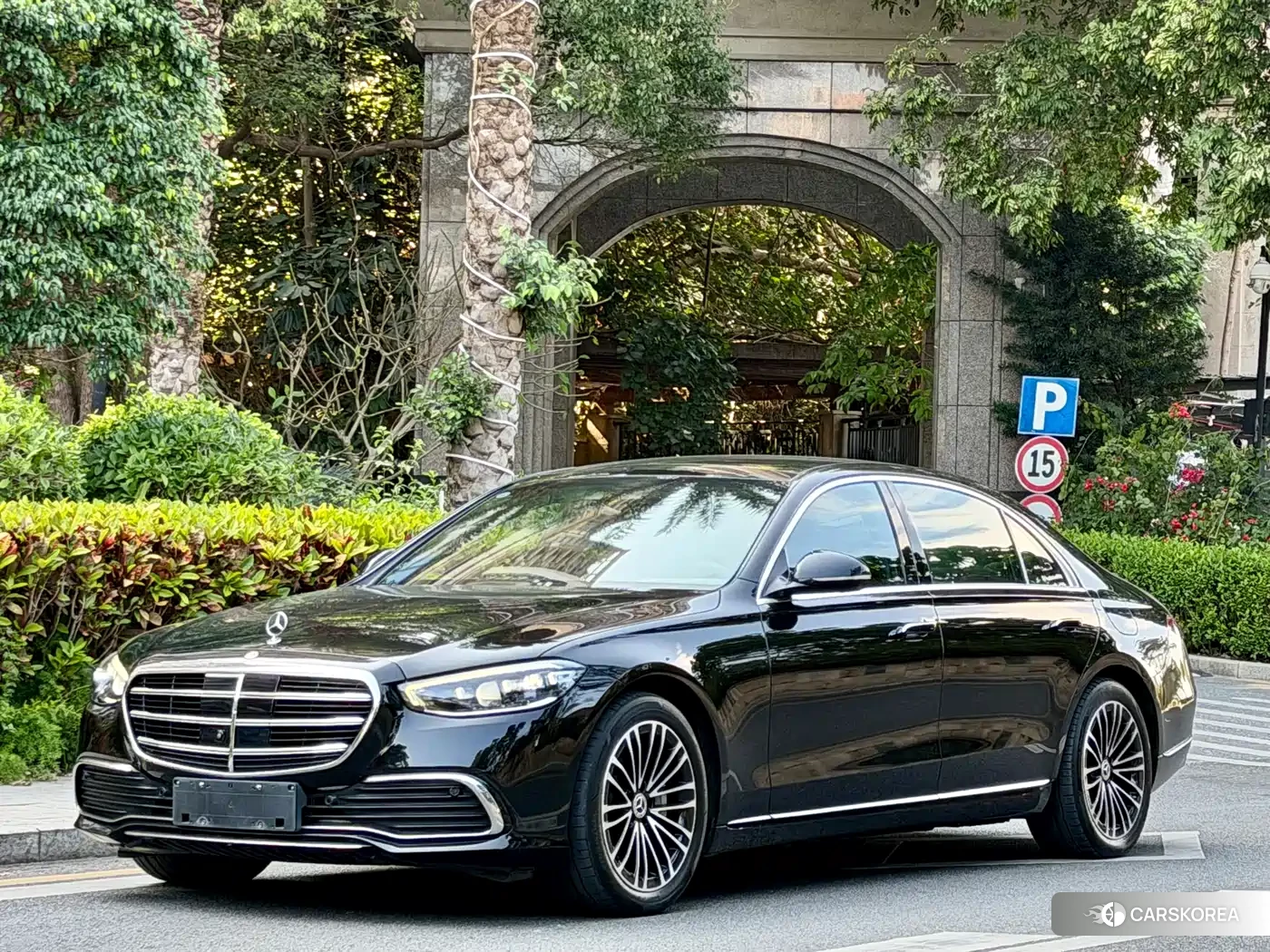 Mercedes-Benz S-class new energy 2023 Черный из Китая, фото 4