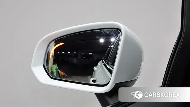 Volvo V60 Cross-Country 2nd Generation 2023 Белый из Кореи, фото 4